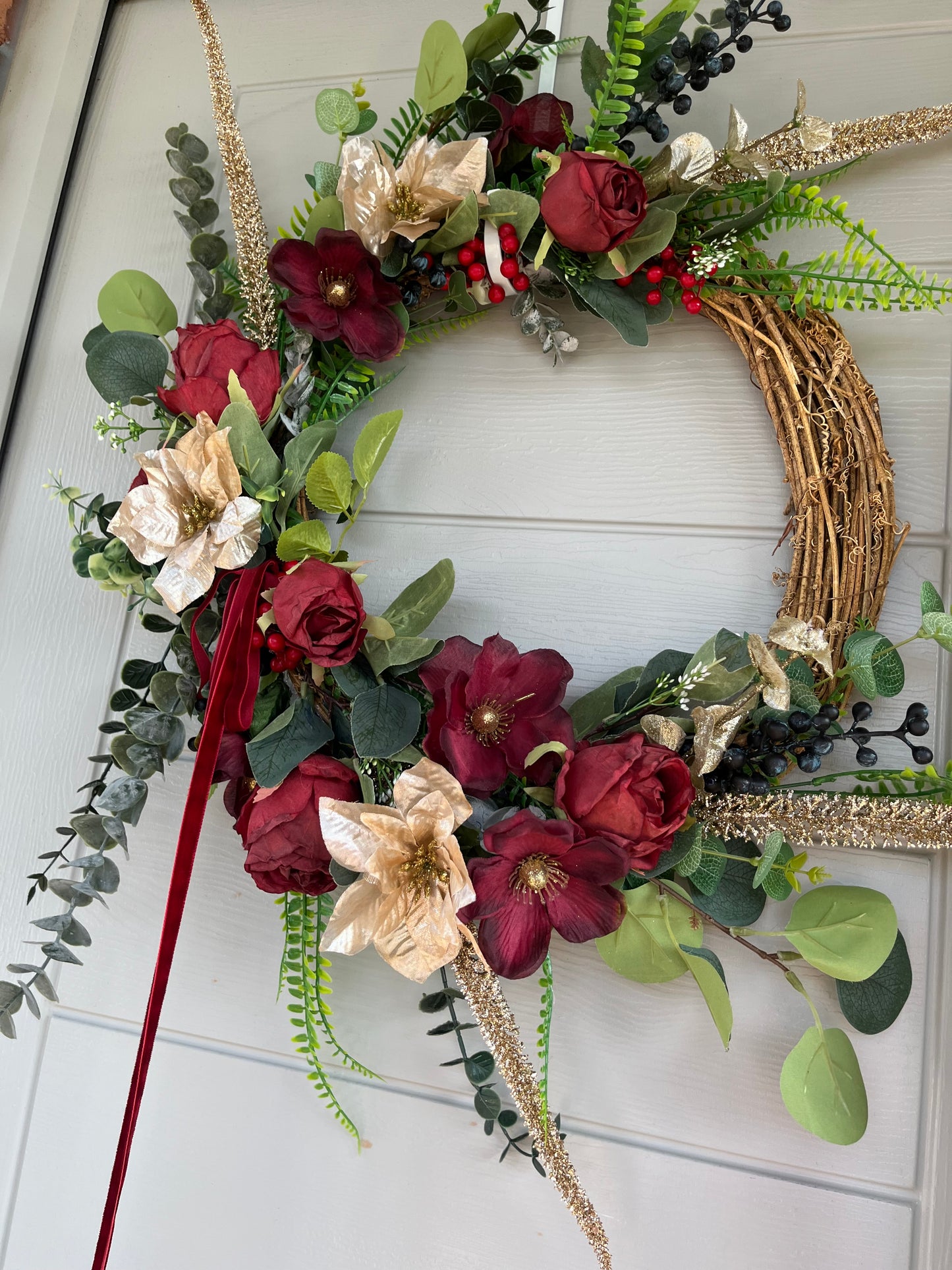 Winter red and cream wreath