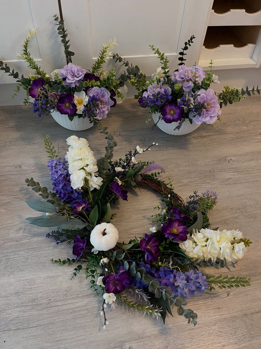 Artificial floral wreath