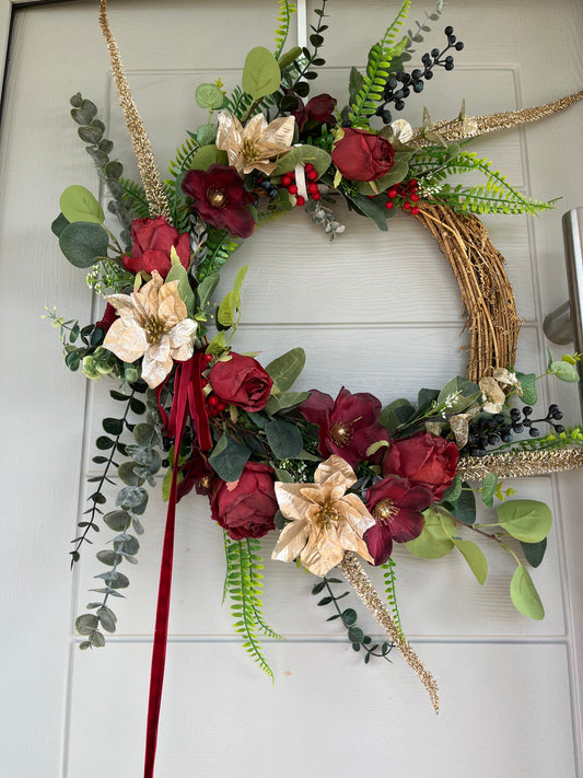 Winter red and cream wreath